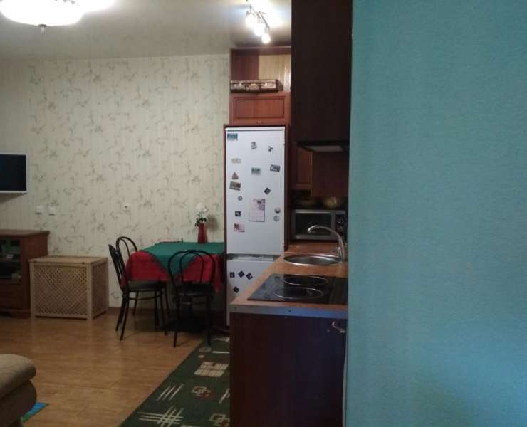 Продажа 1 однокомнатная квартира на цокольном этаже в районе Центрального парка улица Чехова Ирпень. Агентство недвижимости