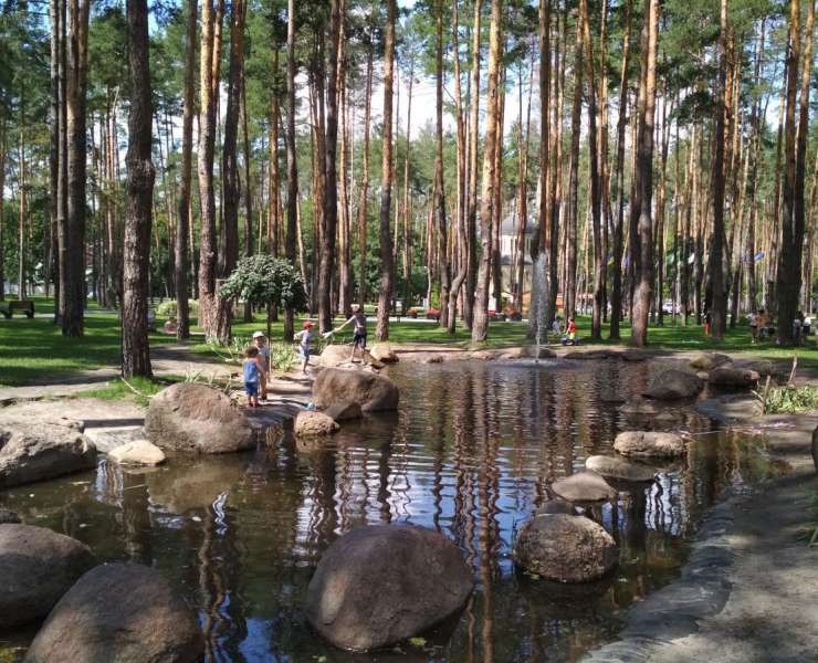 Продажа 1 однокомнатная квартира на цокольном этаже в районе Центрального парка улица Чехова Ирпень. Агентство недвижимости